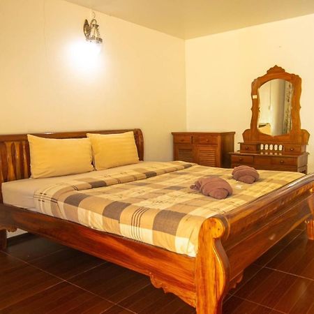 Bangpo Resort Ban Bang Po Екстериор снимка